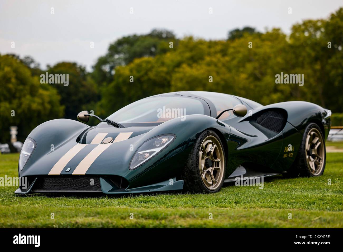 Chantilly, Francia. 23rd Set, 2022. De Tomaso P72 durante la 6th edizione del Chantilly Arts & Elegance - Richard Mille al Domaine du Château de Chantilly, dal 24 al 25 settembre 2025, a Chantilly, Francia - Foto Julien Delfosse / DPPI Credit: DPPI Media/Alamy Live News Foto Stock