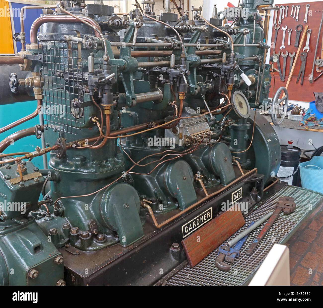 Gardner 3J5 1929 - motore Power Hall, per barche a motore, al National Waterways Museum, South Pier Road, Ellesmere Port, Inghilterra, UK, CH65 4FW Foto Stock