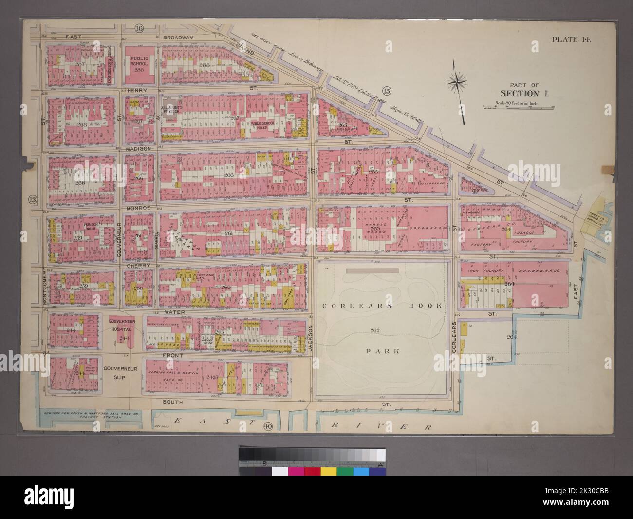 Cartografica, Mappe. 1899. Lionel Pincus e la Principessa Firyal Map Division. Manhattan (New York, N.Y.), Real Property , New York (state) , New York Plate 14, parte della Sezione 1: Delimitata da East Broadway, Grand Street, East Street, Water Street, Corlears Street, (East River) South Street e Montgomery Street Foto Stock