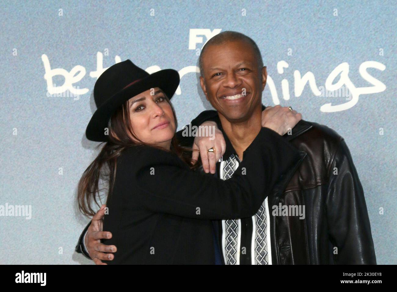 LOS ANGELES - 23 FEBBRAIO: Pamela Adlon, Phil Lamarr alla migliore Stagione 5 Premiere a Hollywood Forever il 23 febbraio 2022 a Los Angeles, CA con: Pamela Adlon, Phil Lamarr dove: Los Angeles, California, Stati Uniti quando: 23 febbraio 2022 credito: Nicky Nelson/WENN Foto Stock