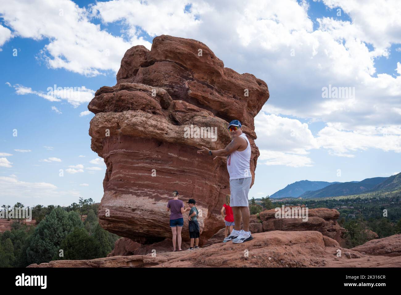 Formazioni rocciose rosse naturali nel Giardino degli dei in Colorado Foto Stock