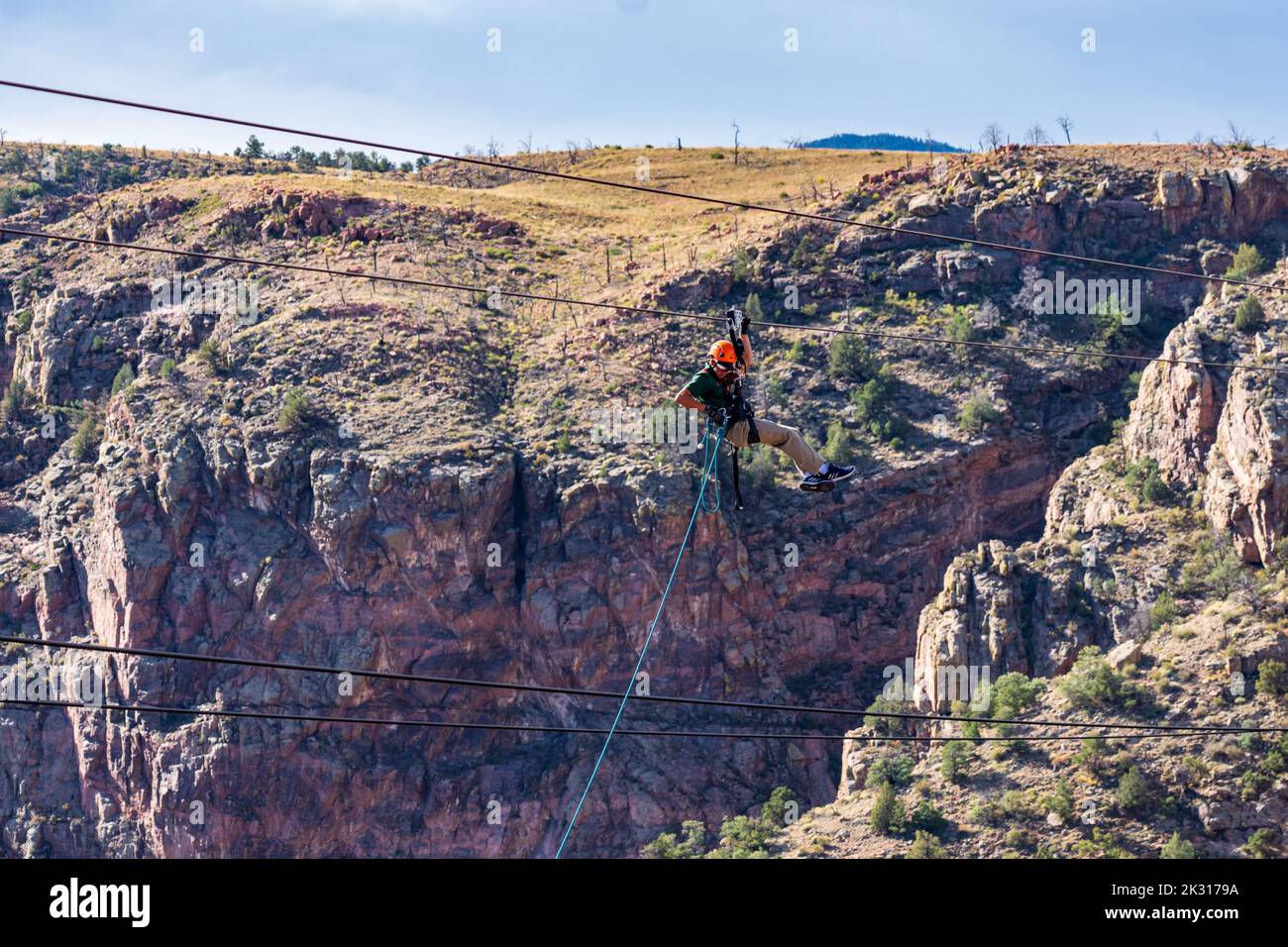 Zipline al Royal Gorge Bridge Park nel Colorado meridionale Foto Stock