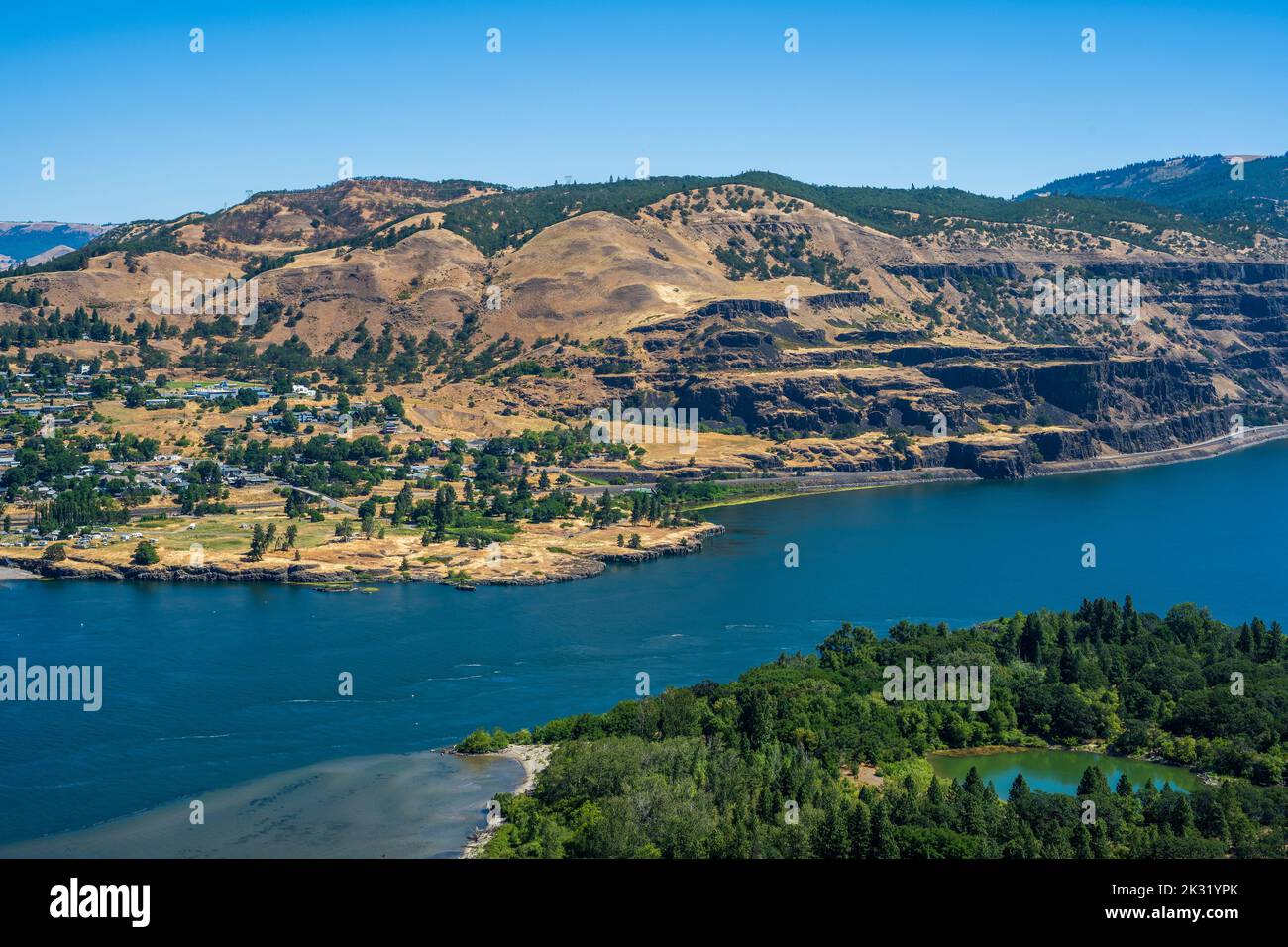 Vista panoramica sul fiume Columbia, Mosier, Oregon, Stati Uniti Foto Stock