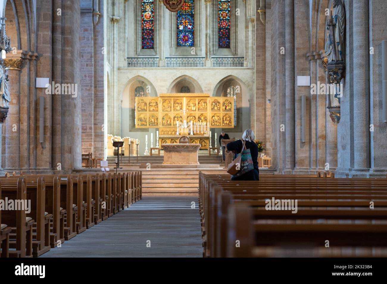 22 settembre 2022, bassa Sassonia, Osnabrück: Vista del coro nella Cattedrale di Osnabrück. Foto: Friso Gentsch/dpa Foto Stock