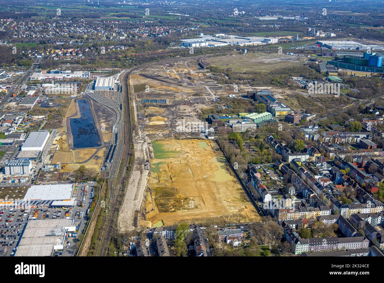 Vista aerea, cantiere della vecchia Westfalenhütte, per nuovi appartamenti e nuovo centro business, Borsigplatz, Dortmund, Ruhr, Nord Reno-noi Foto Stock