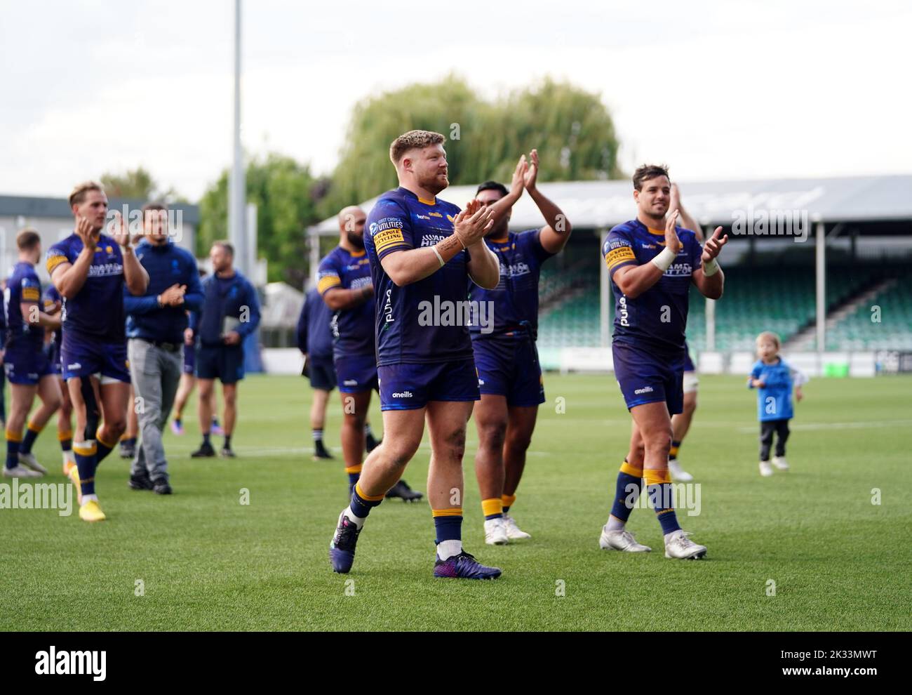 Worcester Warriors giocatori al fischio finale dopo la partita Gallagher Premiership al Sixways Stadium, Worcester. Data immagine: Sabato 24 settembre 2022. Foto Stock