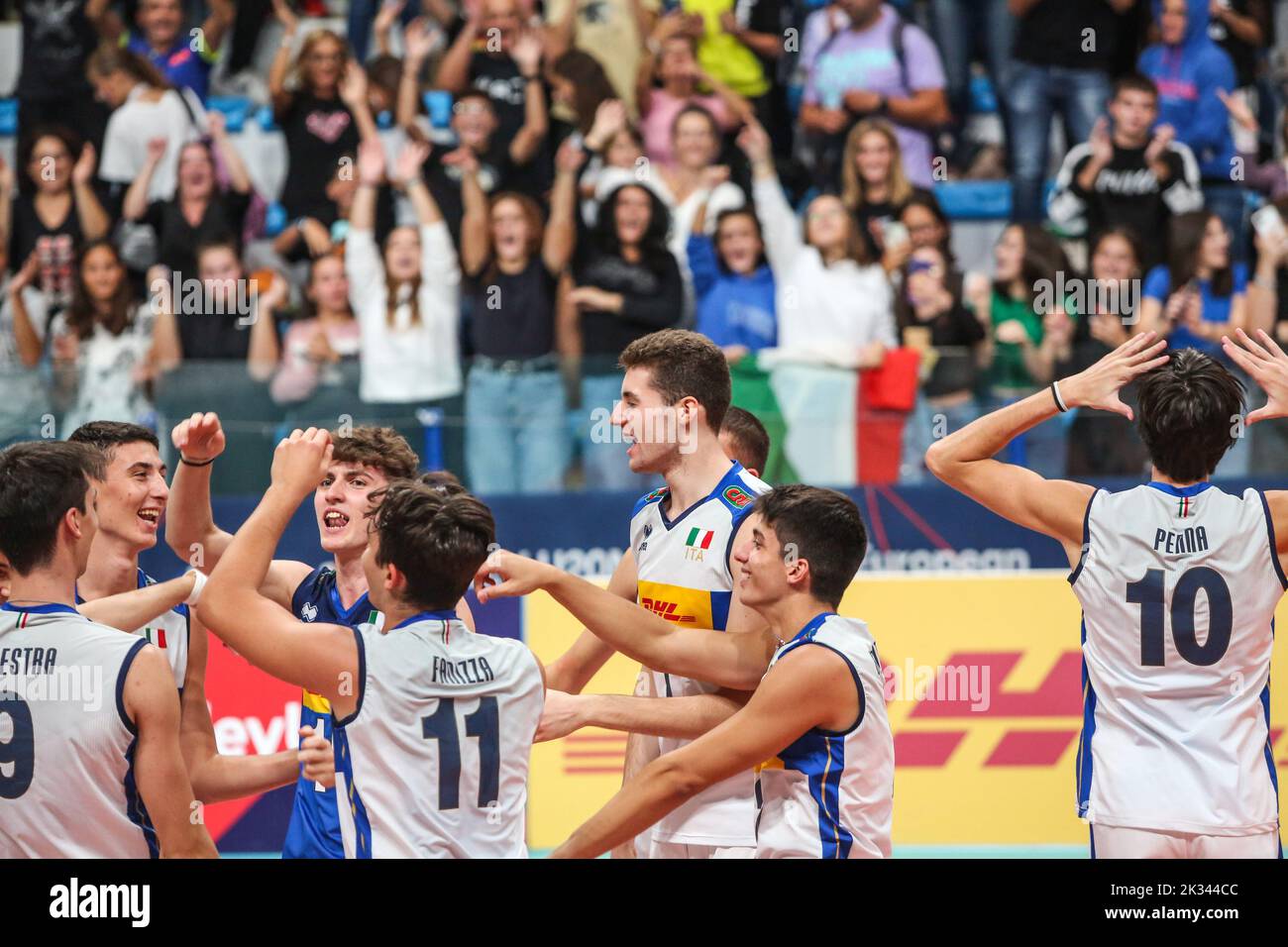 Montesilvano/vasto, Montesilvano/vasto, Italia, 24 settembre 2022, Esultazione della squadra d'Italia. Nel corso del Campionato europeo U20 - Italia vs Bulgaria - Pallavolo Intenationals Foto Stock