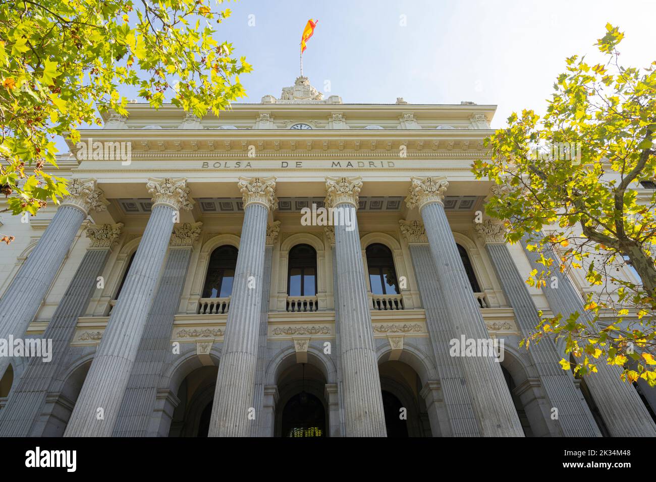 Madrid, Spagna, settembre 2022. Facciata esterna dell'edificio della Borsa nel centro della città Foto Stock