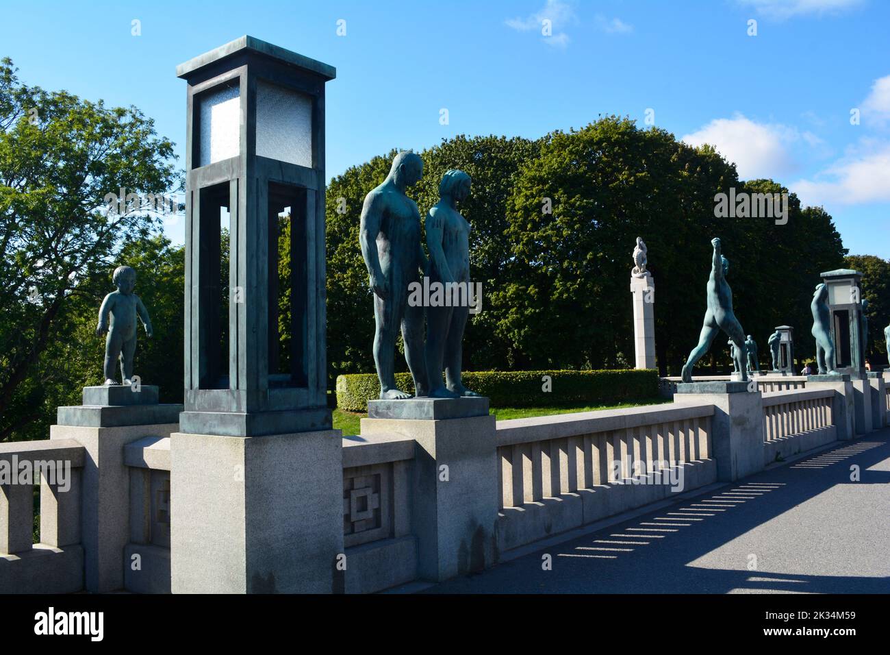 Oslo, Norvegia, 2022 settembre: Parco Frogner, un parco pieno di sculture dello scultore norvegese Gustav Vigeland. Foto Stock