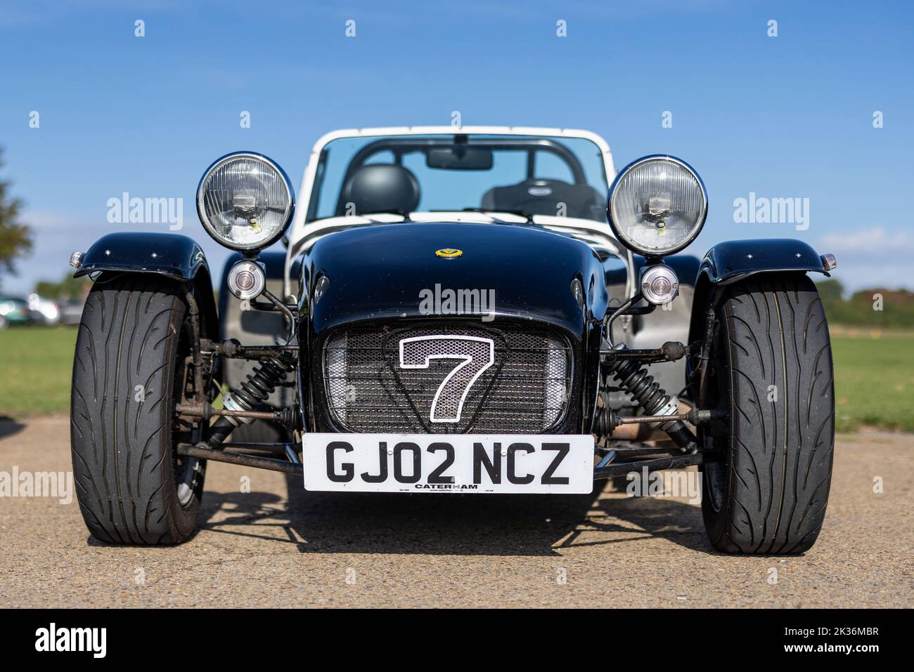 Caterham 7 ‘GJ02 NCZ’ in mostra al Bicester Heritage Poter Cars & Supercar assembly Foto Stock