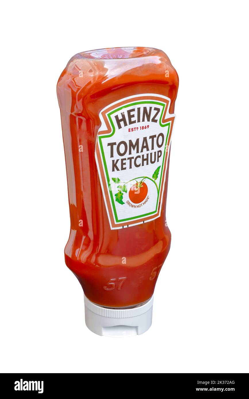 Huelva, Spagna - 25 settembre 2022: Heinz pomodoro Ketchup è un marchio di ketchup prodotto dalla H. J. Heinz Company, una divisione della Kraft Heinz Foto Stock