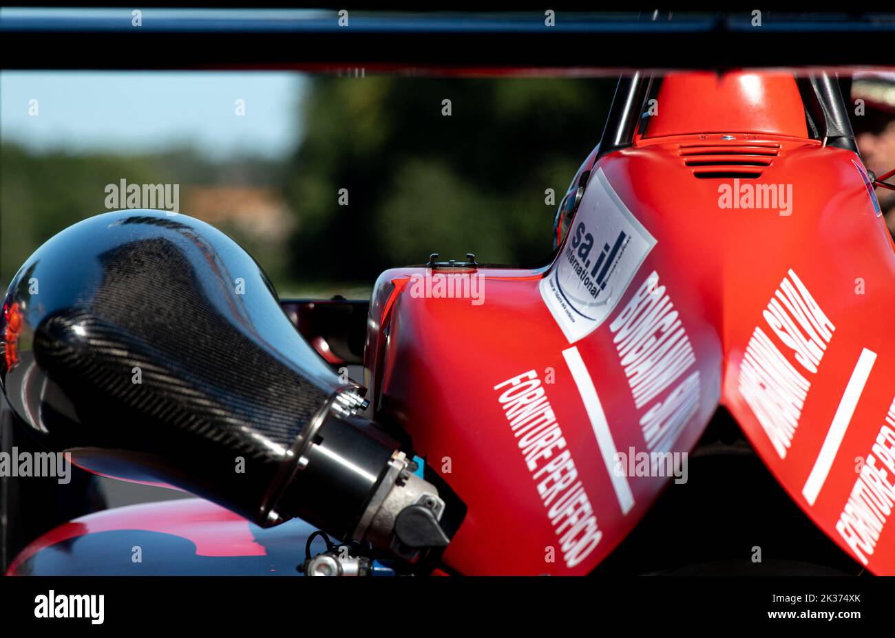 Dettaglio della messa a fuoco selettiva della vista posteriore della vettura in formula racing. Vallelunga, Italia, 17-18 2022 settembre, weekend Racing Foto Stock
