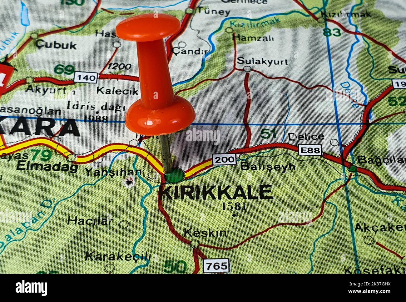 La posizione della città turca Kirikkale mostrato con un perno a pressione rosso Foto Stock