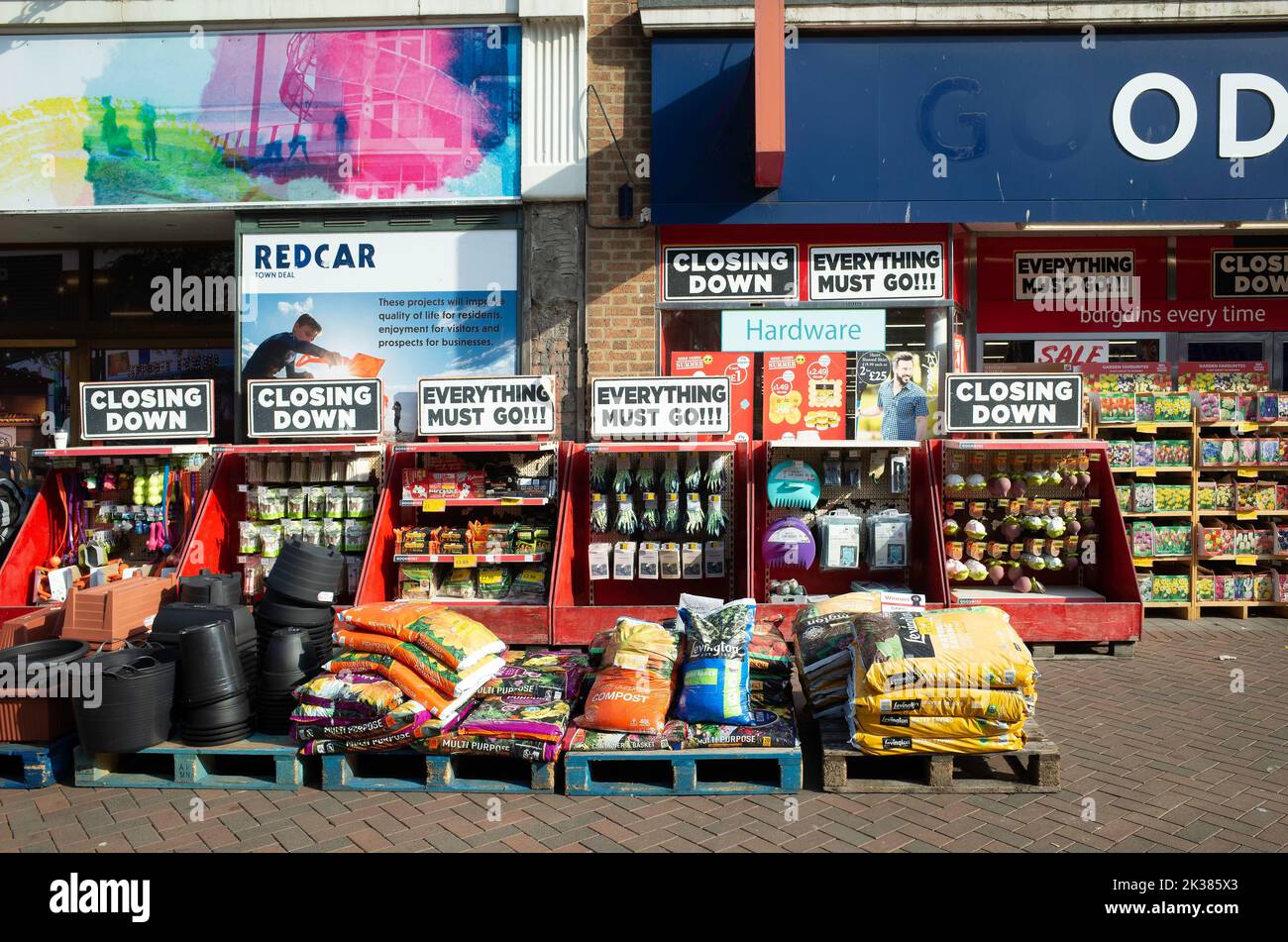 Goodwins occasioni ogni volta negozio di affari ora con un tutto deve andare chiudere la vendita Foto Stock