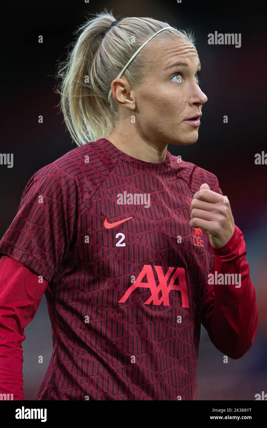 Emma Koivisto #2 di Liverpool Women guarda su durante la partita della fa Women's Super League Liverpool Women vs Everton Women ad Anfield, Liverpool, Regno Unito, 25th settembre 2022 (Photo by Phil Bryan/News Images) Foto Stock