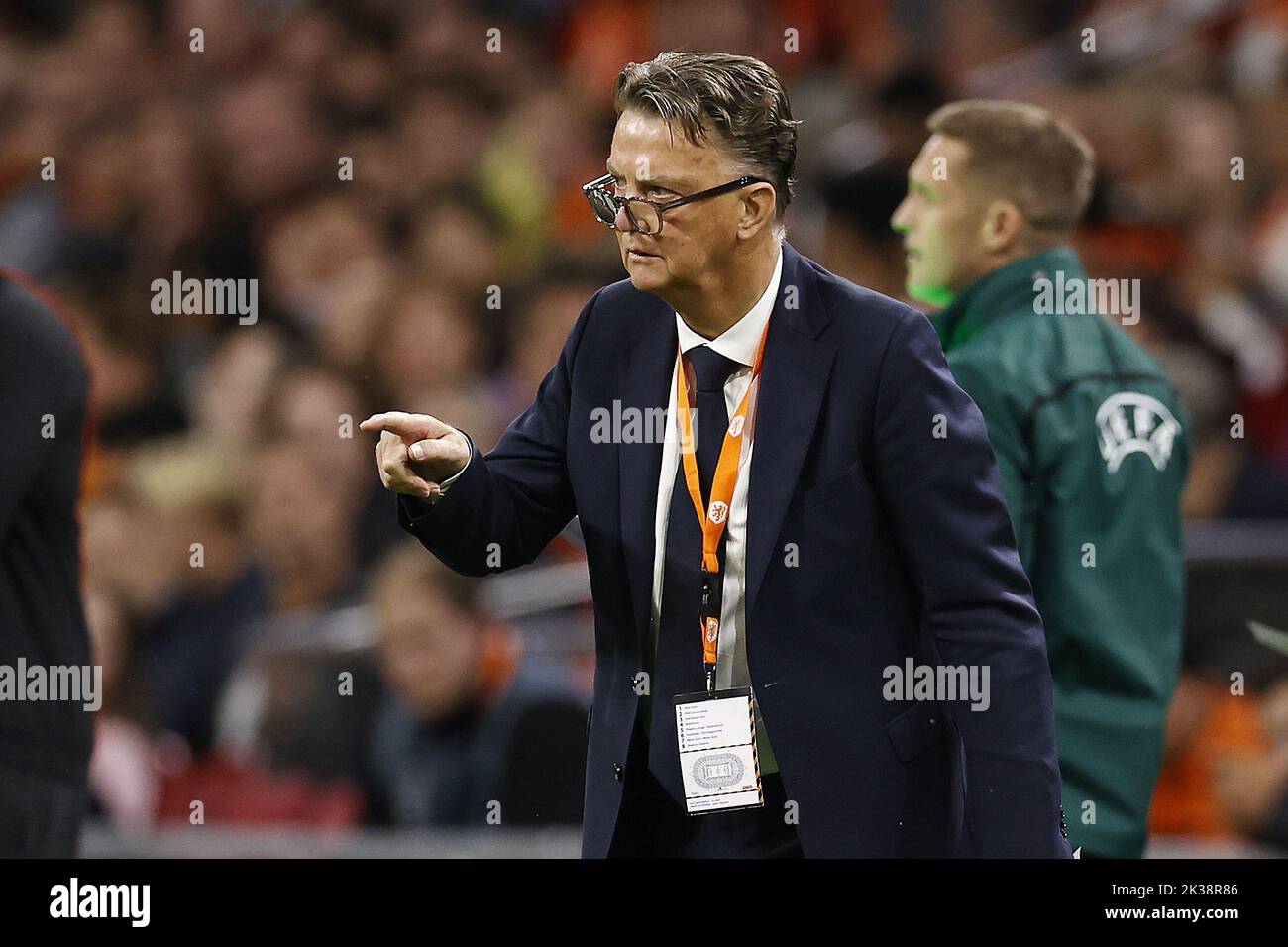 Amsterdam, Paesi Bassi. 25th Set, 2022. AMSTERDAM - allenatore olandese Louis van Gaal durante la partita della UEFA Nations League tra Paesi Bassi e Belgio alla Johan Cruijff Arena il 25 settembre 2022 ad Amsterdam, Paesi Bassi. ANP MAURICE VAN STEEN Credit: ANP/Alamy Live News Foto Stock