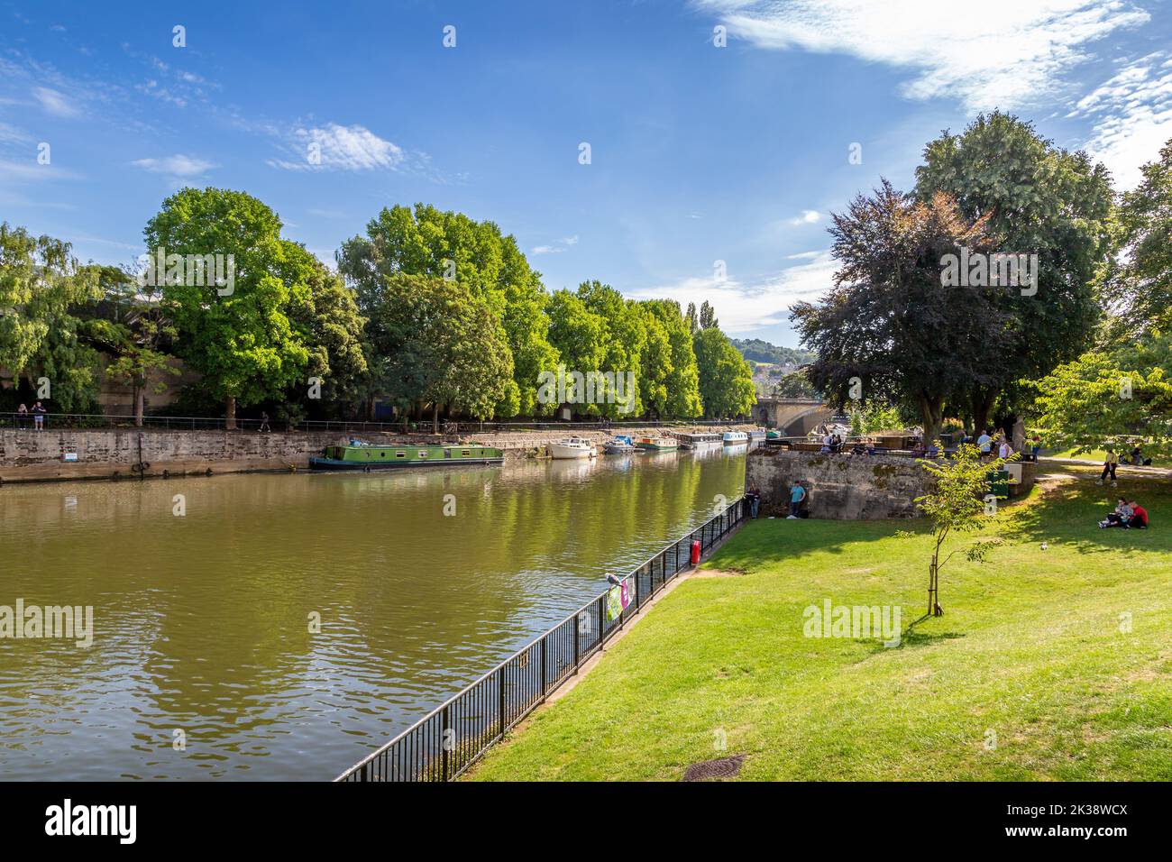 Vista dei Parade Gardens nella città di Bath, Somerset, Regno Unito. Foto Stock
