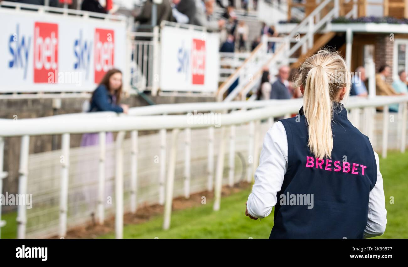 Scene del secondo giorno del Tribute Weekend dell'ippodromo di York, domenica 22nd maggio 2022, con la Sky Bet Sunday Series Foto Stock