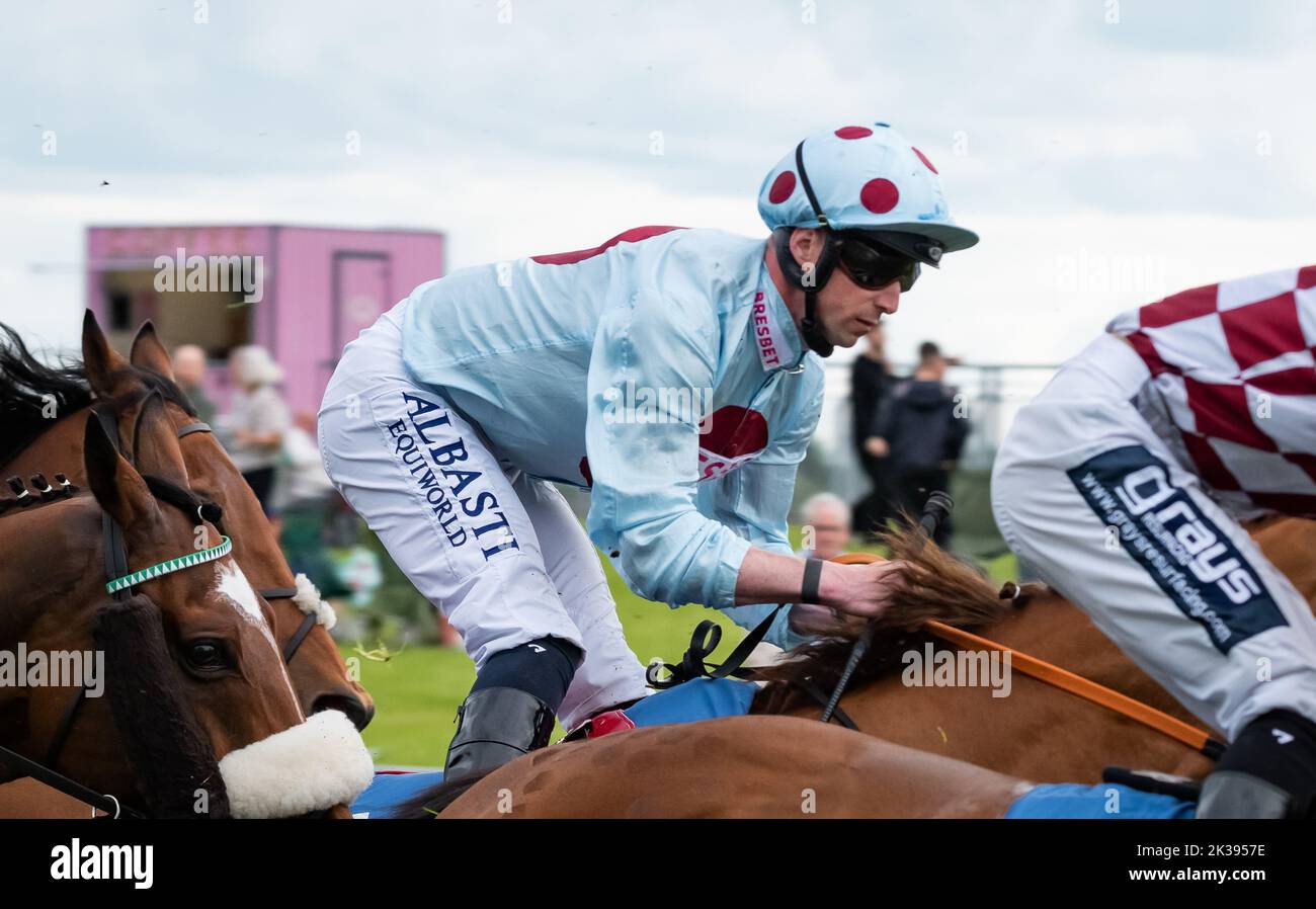 Scene del secondo giorno del Tribute Weekend dell'ippodromo di York, domenica 22nd maggio 2022, con la Sky Bet Sunday Series Foto Stock