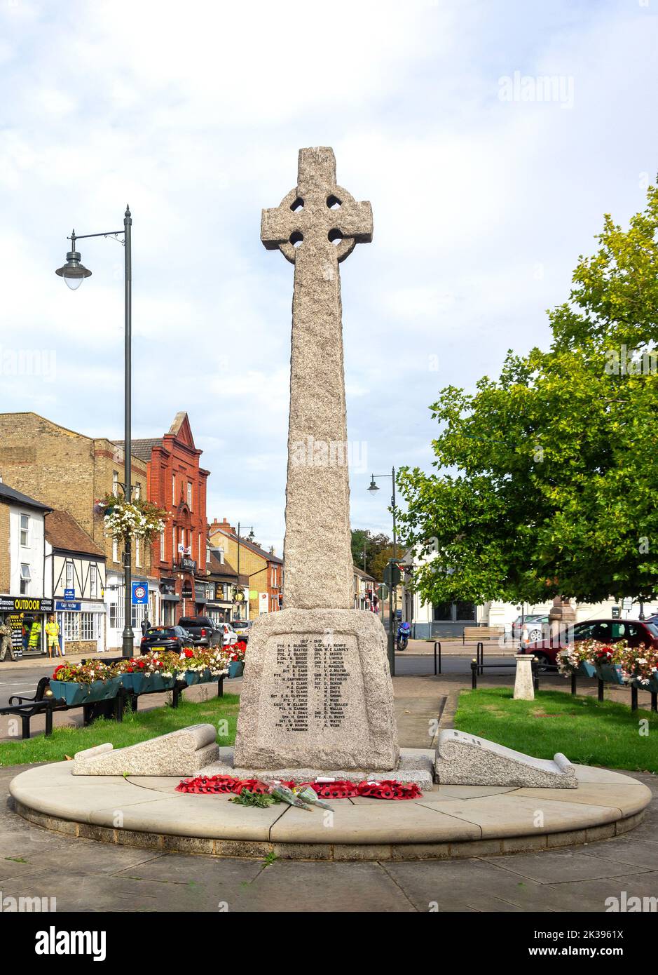 War Memorial, Market Place, Biggleswade, Bedfordshire, Inghilterra, Regno Unito Foto Stock