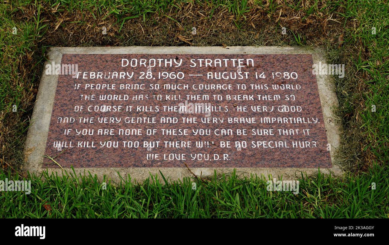 Dorothy Stratton Gravesite al Westwood Village Memorial Park & Mortuary Credit: Ron Wolfson /MediaPunch Foto Stock