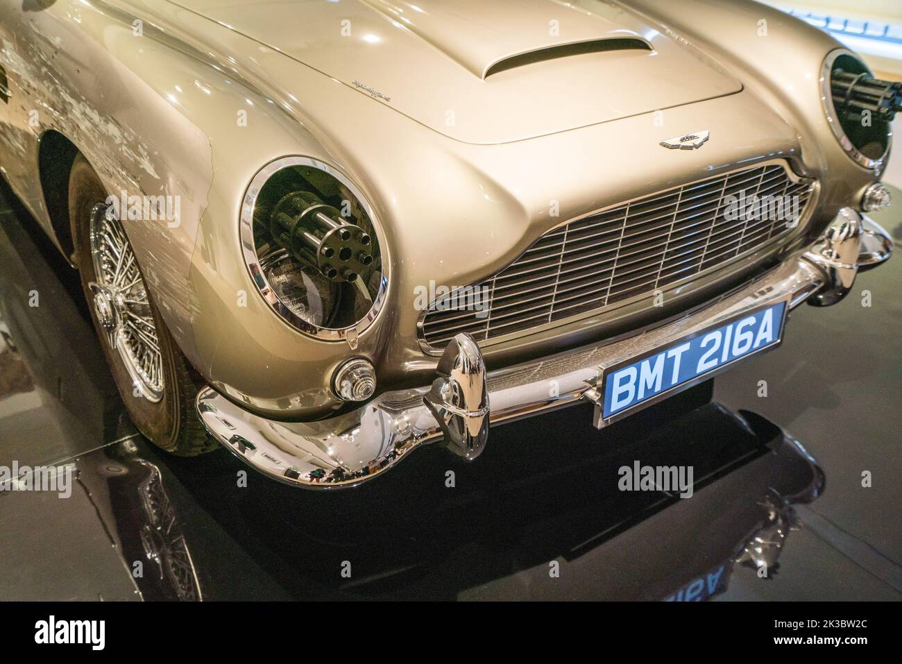 Londra Regno Unito. 26 settembre 2022. NESSUN TEMPO PER MORIRE (2021) NESSUN TEMPO PER MORIRE ASTON MARTIN REPLICA DB5, vettura STUNT Christies preview di sessanta anni di James Bond. Credit: amer Ghazzal/Alamy Live News. Foto Stock