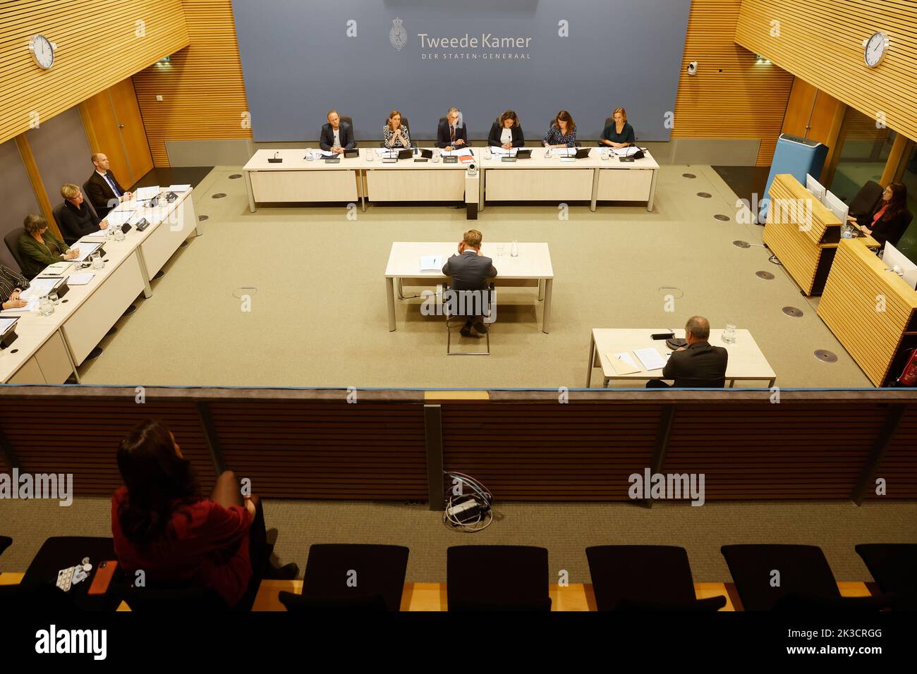 2022-09-26 13:05:23:19 L'AIA - Eelco Eikenaar nella Sala d'indagine della Camera dei rappresentanti durante un'interrogazione pubblica della commissione d'inchiesta parlamentare per l'estrazione di gas naturale a Groningen. Dal 2015 al 2019, Eikenaar fu accusato delle conseguenze dell'estrazione di gas come sostituto della provincia di Groningen. ANP BAS CZERWINSKI olanda fuori - belgio fuori Foto Stock