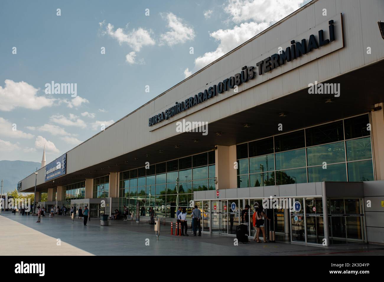 Bursa, Turchia Settembre 17 2022 : terminal degli autobus interurbani Bursa , uno dei punti di trasporto più importanti Foto Stock