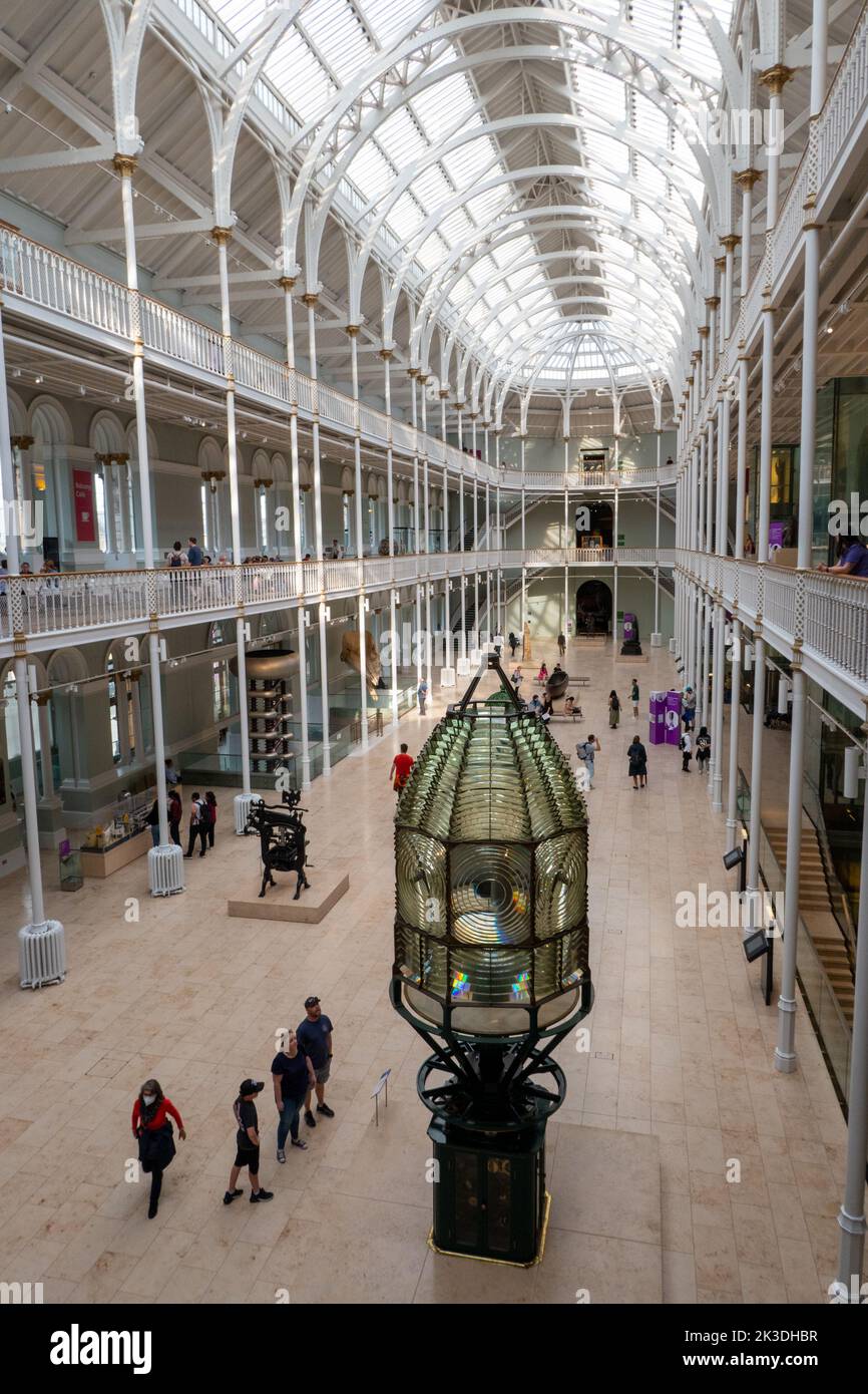 Sala centrale del Museo di Scozia a Edimburgo, Scozia Foto Stock