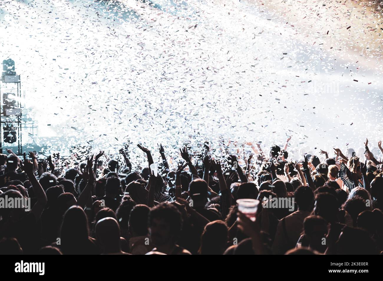 Luci di notte, festa, concerto. Foto Stock