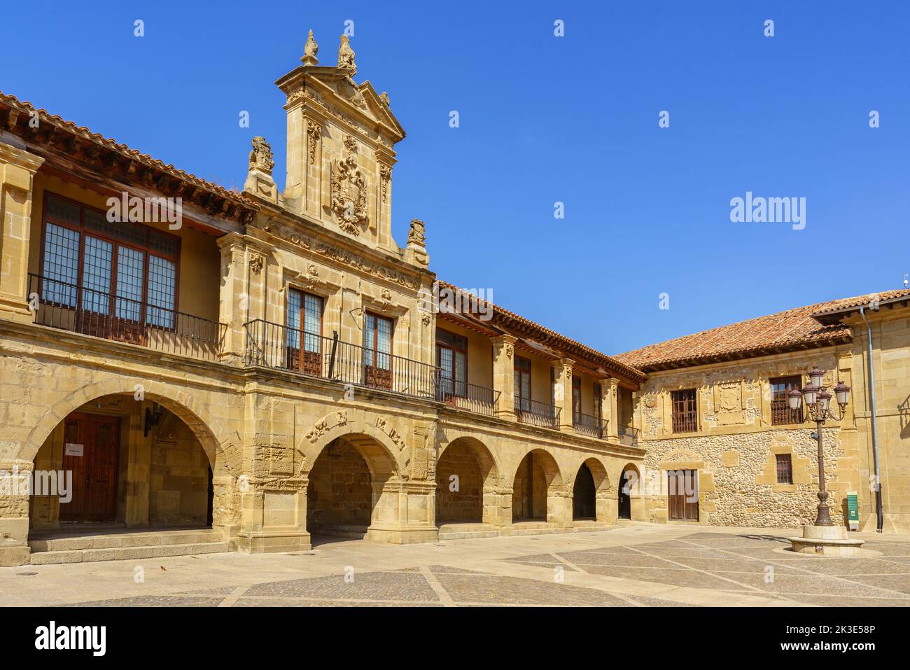 Santo Domingo de la calzada municipio costruito nel 18th ° secolo in stile barocco. La Rioja, Spagna Foto Stock