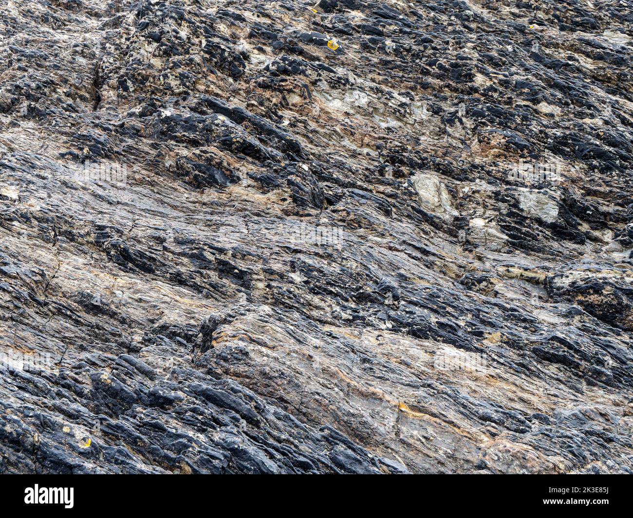 Bellissimi depositi rocciosi come sfondo. Strati di pietra. Foto Stock