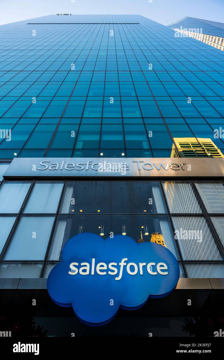 Il grattacielo di Salesforce, azienda di software basata su cloud, si trova a Manhattan, New York, Stati Uniti Foto Stock