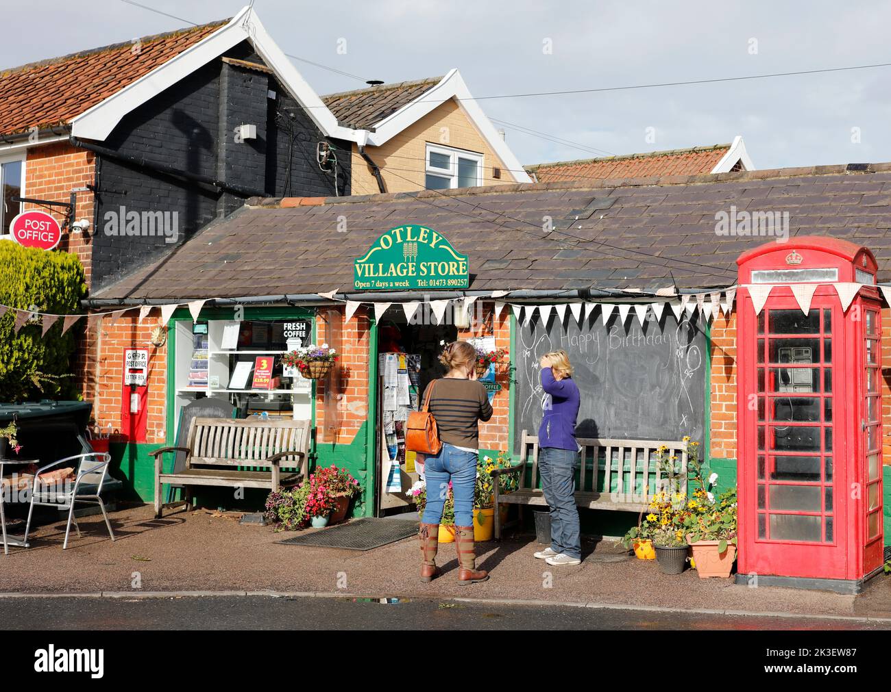 Ufficio postale di Rural Village, Otley, Suffolk, Regno Unito Foto Stock