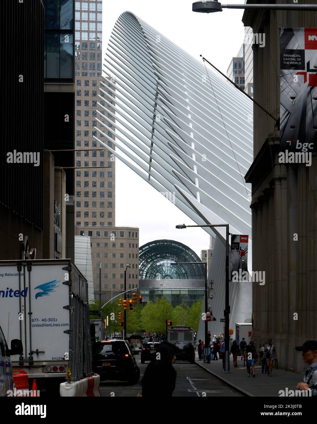 Uno scatto verticale della stazione DI PERCORSO del World Trade Center Foto Stock