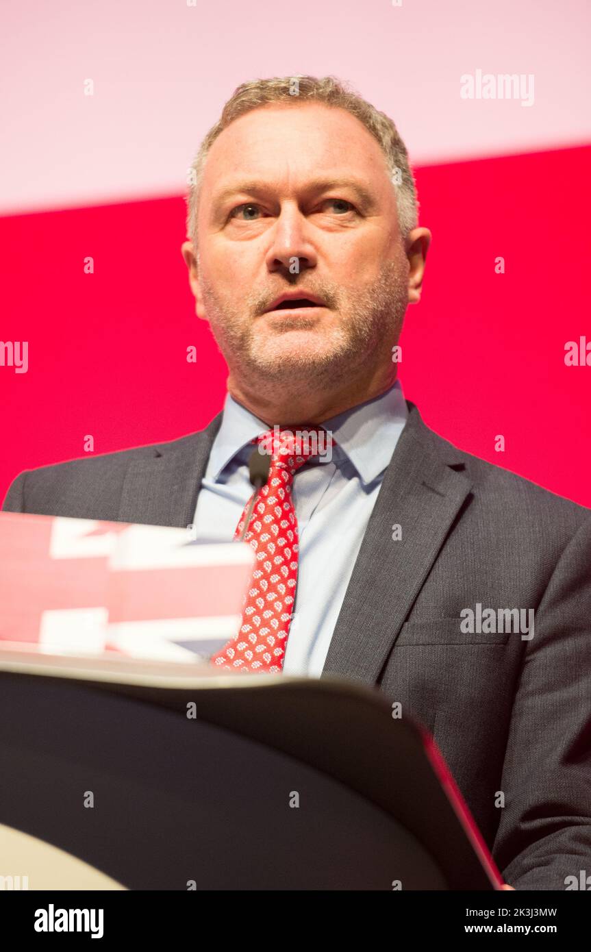 Liverpool, regno unito, 27/09/2022, Steve Reed, conferenza del partito laburista giorno tre discorsi mattina, MS Bank Arena Liverpool. (Terry Scott/SPP) Credit: SPP Sport Press Photo. /Alamy Live News Foto Stock