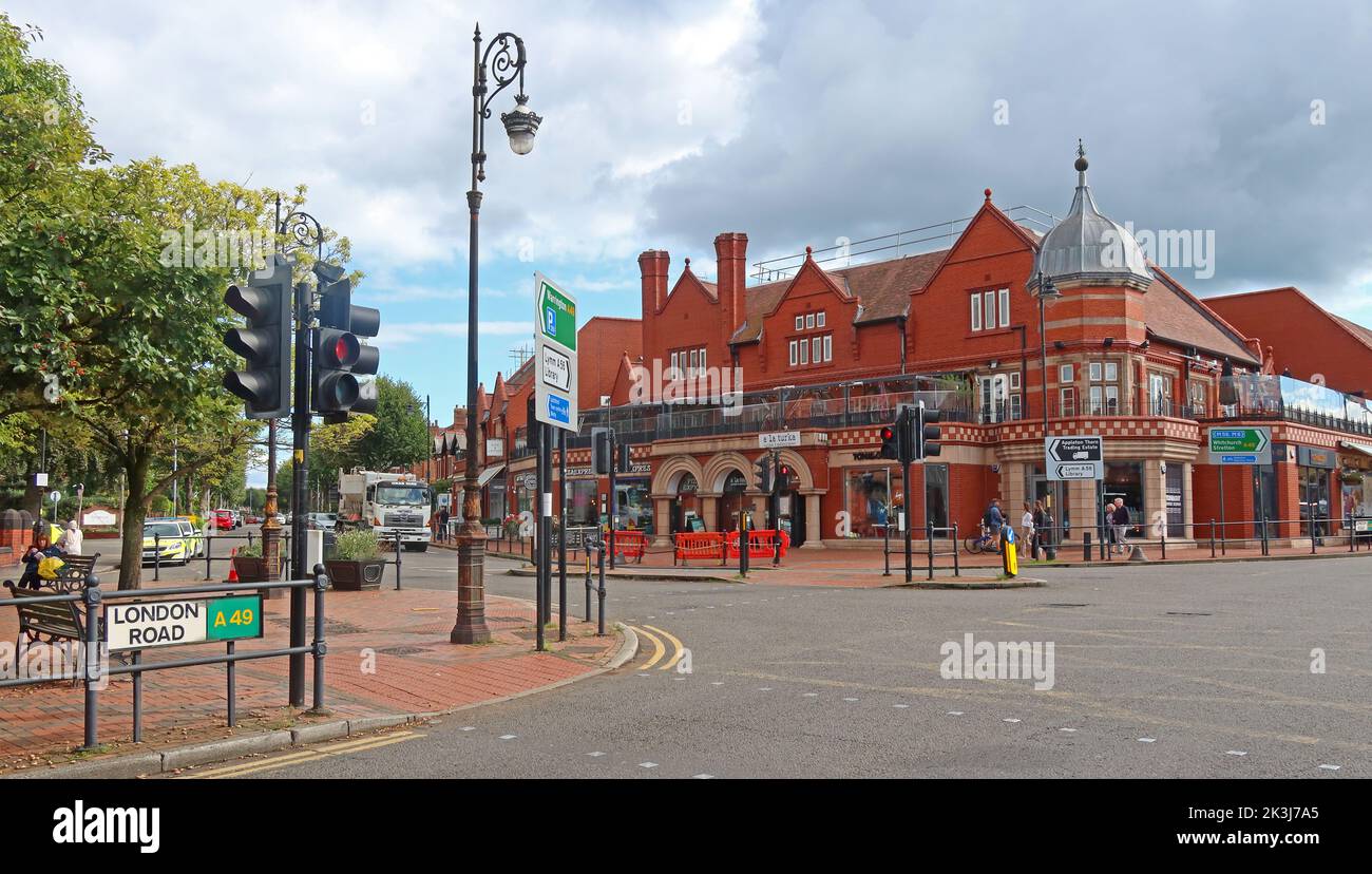 Ristoranti a Victoria Square, 89 London Road, Stockton Heath, Warrington, Cheshire, INGHILTERRA, REGNO UNITO, WA4 6LG Foto Stock