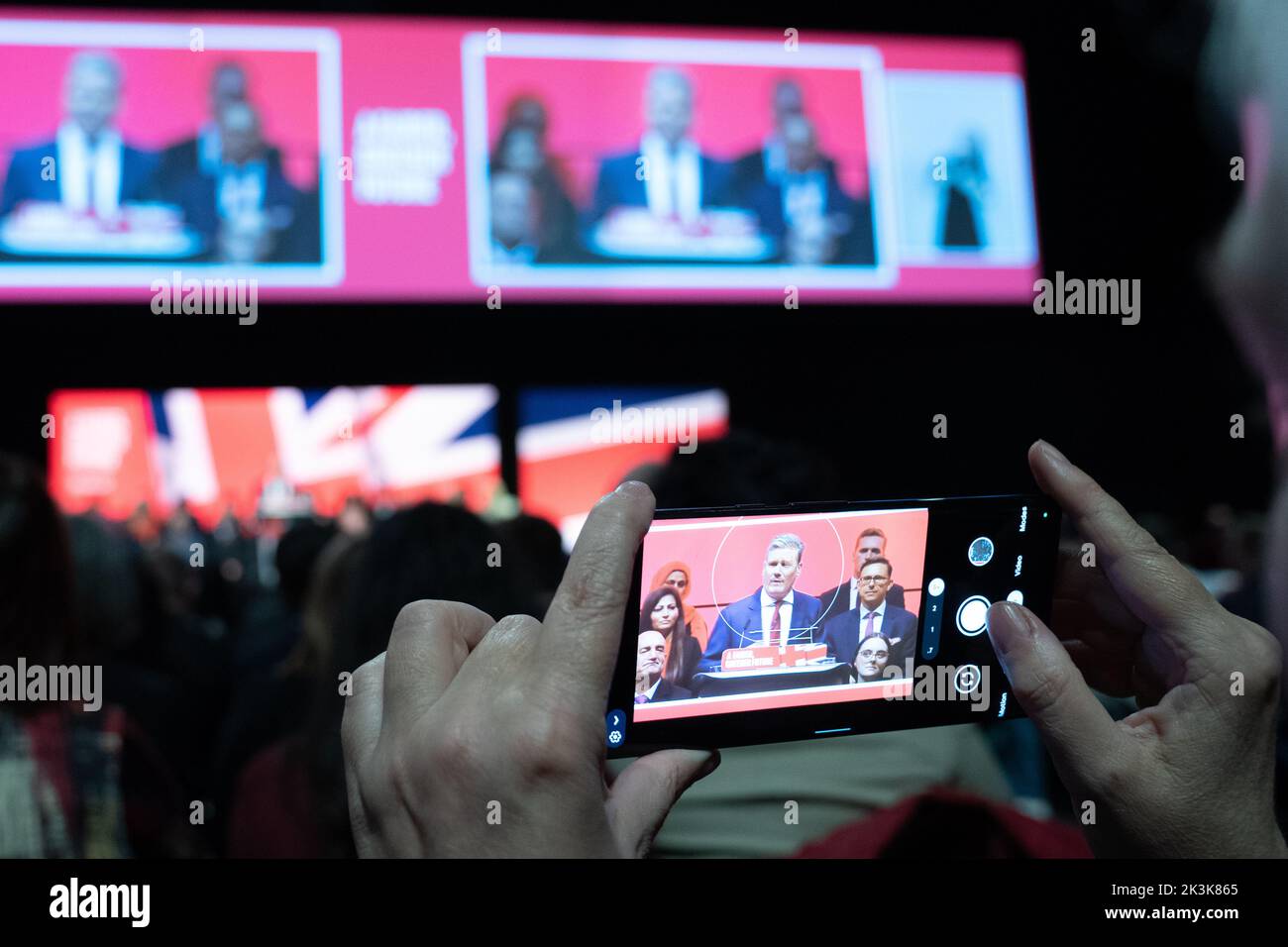 Il leader laburista, Sir Keir Starmer, consegna il suo discorso alla Conferenza del Partito laburista di Liverpool. Data immagine: Martedì 27 settembre 2022. Foto Stock