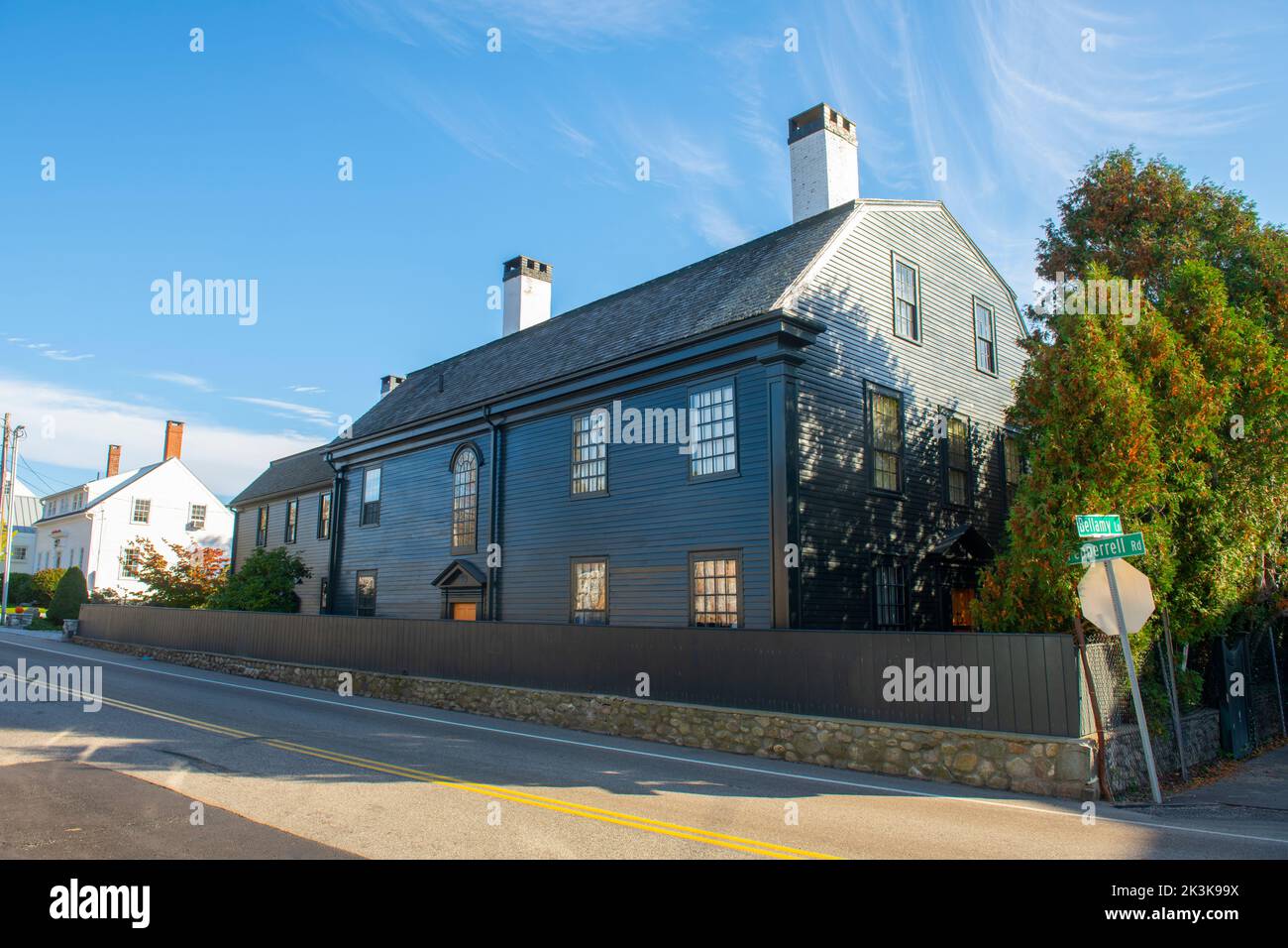 William Pepperrell House è stato costruito nel 1683 in stile coloniale a 94 Pepperrell Road nel villaggio storico di Kittery Point nella città di Kittery, Maine ME Foto Stock