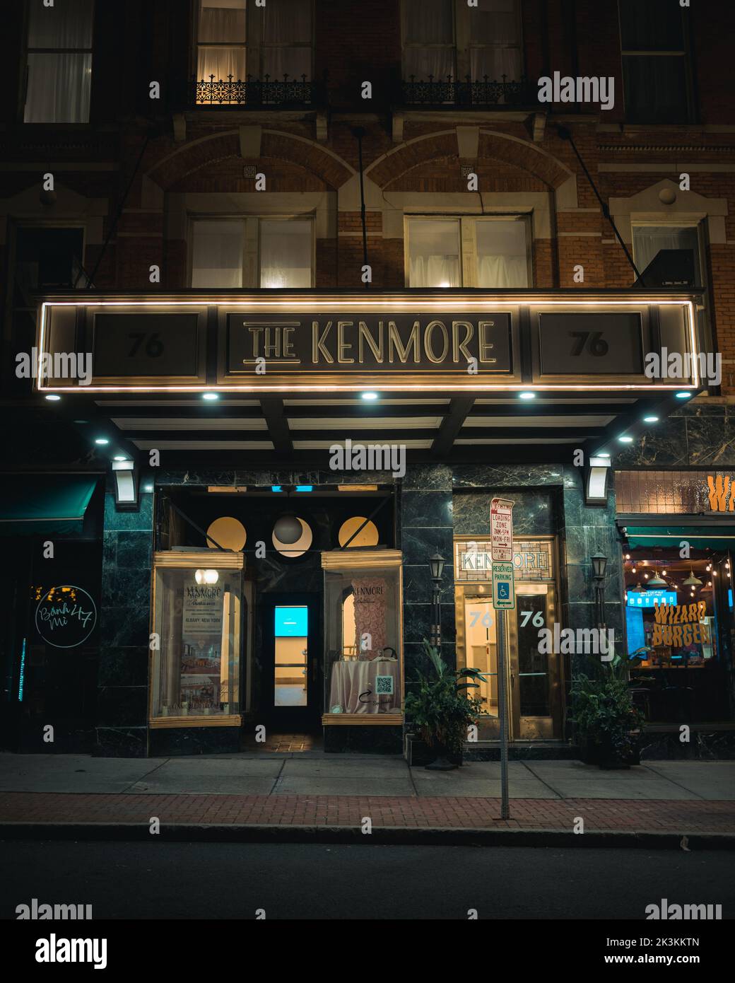 Il Kenmore di notte, Albany, New York Foto Stock