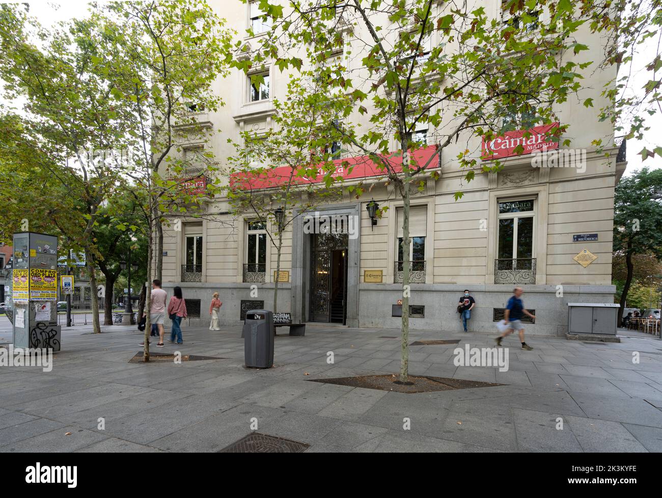 Madrid, Spagna, settembre 2022. Vista esterna della camera di commercio di Madrid palazzo nel centro della città Foto Stock