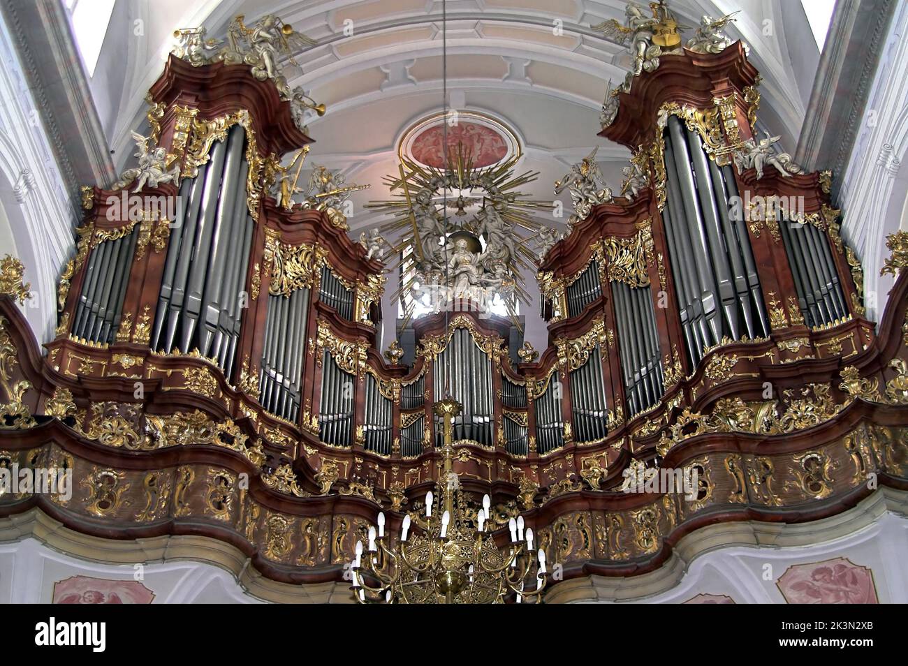 Bardo, Dolny Śląsk, bassa Slesia, Niederschlesien, Polonia, Polen, Polska, Basilica della Visitazione della Beata Vergine Maria - organo a tubo Foto Stock