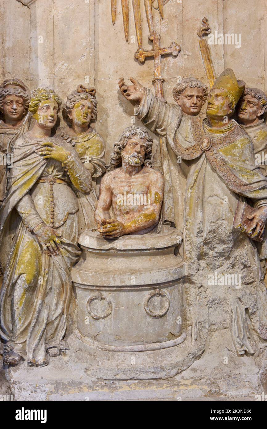 Il battesimo di Clovis i, re dei Franchi il giorno di Natale 508 da San Remigio alla Basilica di Saint-Remi a Reims (Marne), Francia Foto Stock