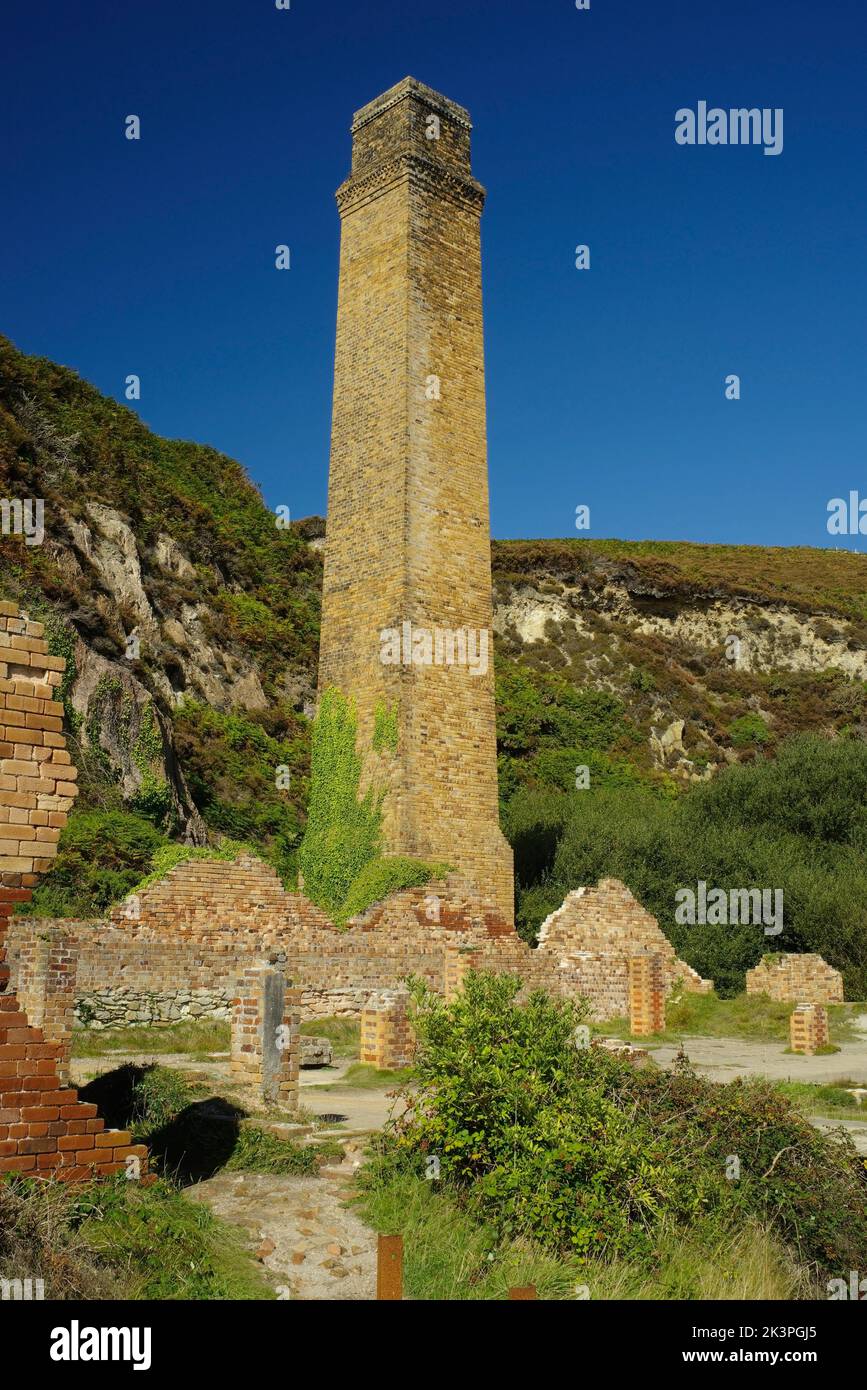 Porth Wen, Disused Brickworks, Anglesey, North Wales Regno Unito. Foto Stock