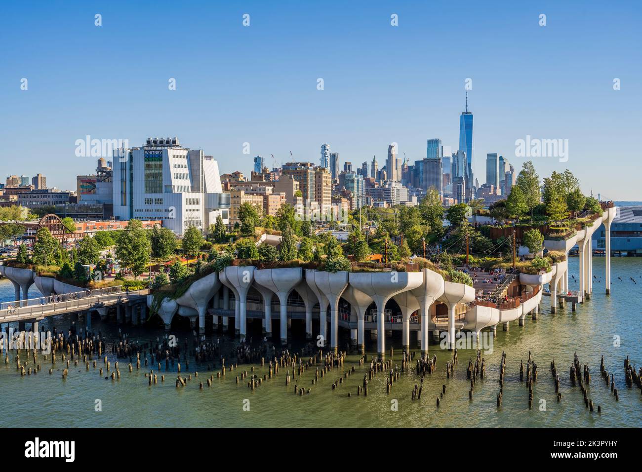 Parco artificiale di Little Island, Pier 55, Manhattan, New York, USA Foto Stock