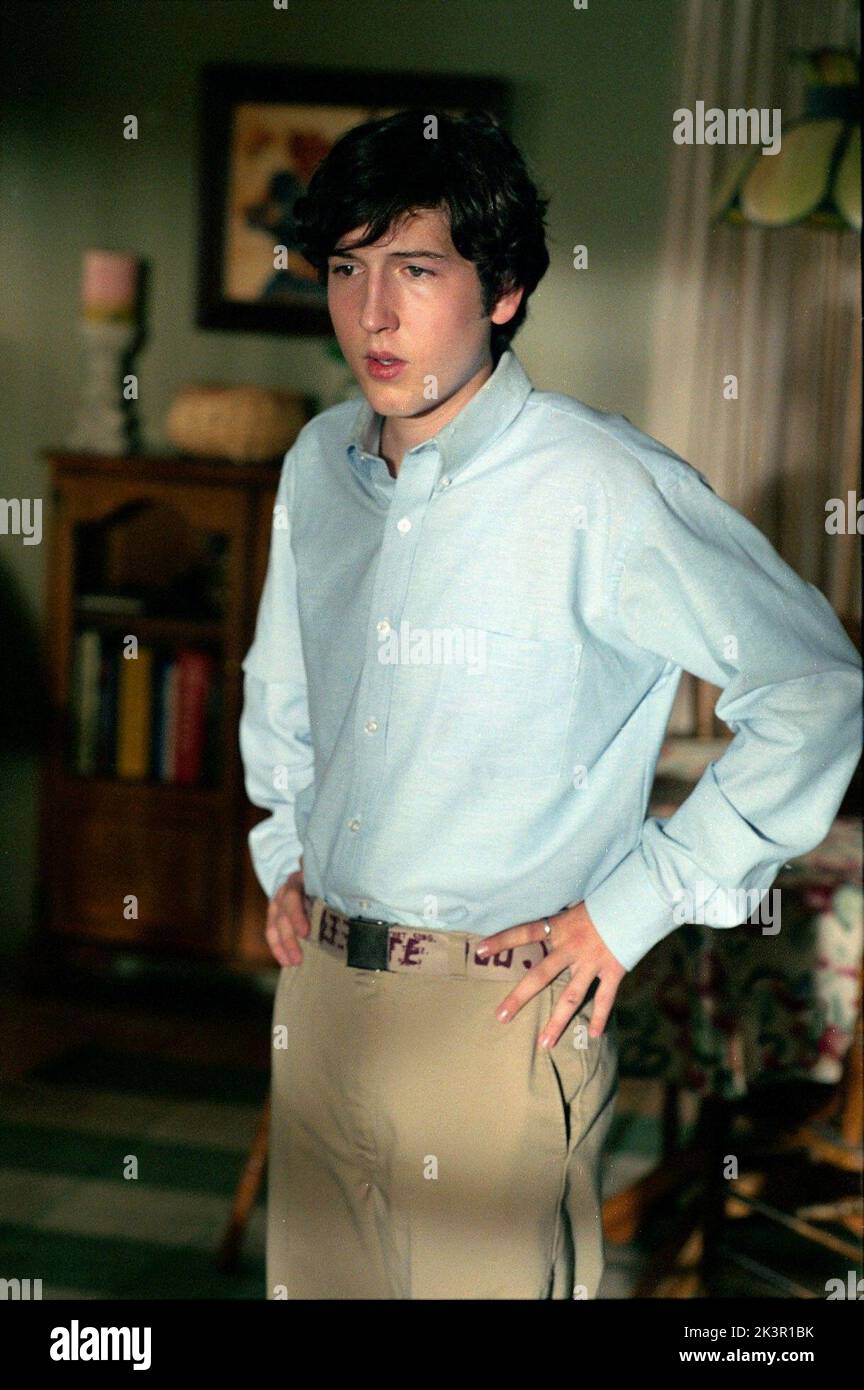 Christopher Marquette Film: American Gun (2005) regista: Aric Avelino 15 settembre 2005 **AVVERTENZA** questa fotografia è solo per uso editoriale ed è copyright di FILM IFC e/o del fotografo assegnato dalla Film o dalla Production Company e può essere riprodotta solo da pubblicazioni in concomitanza con la promozione del film di cui sopra. È richiesto un credito obbligatorio per I FILM IFC. Il fotografo deve essere accreditato anche quando è noto. Nessun uso commerciale può essere concesso senza autorizzazione scritta da parte della Film Company. Foto Stock