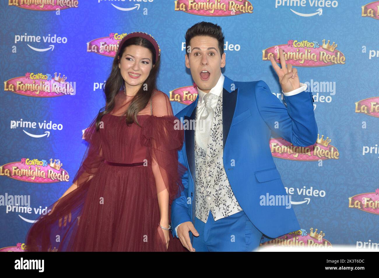Roma, Italia. 26th Set, 2022. Lui e Sofi, Luigi Calagna e Sofia Scalia durante l'anteprima della serie Amazon prime Video. Me contro te - la Famiglia reale. Roma (Italia) 26 Settembre 2022 Credit: dpa/Alamy Live News Foto Stock