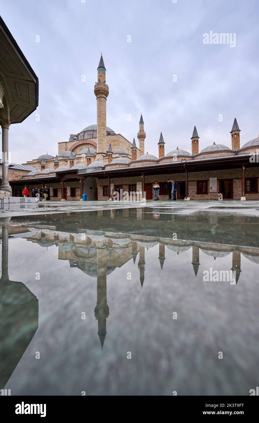 Mausoleo e museo di Mevlana Rumi, Hazreti Mevlana, Konya, Turchia Foto Stock