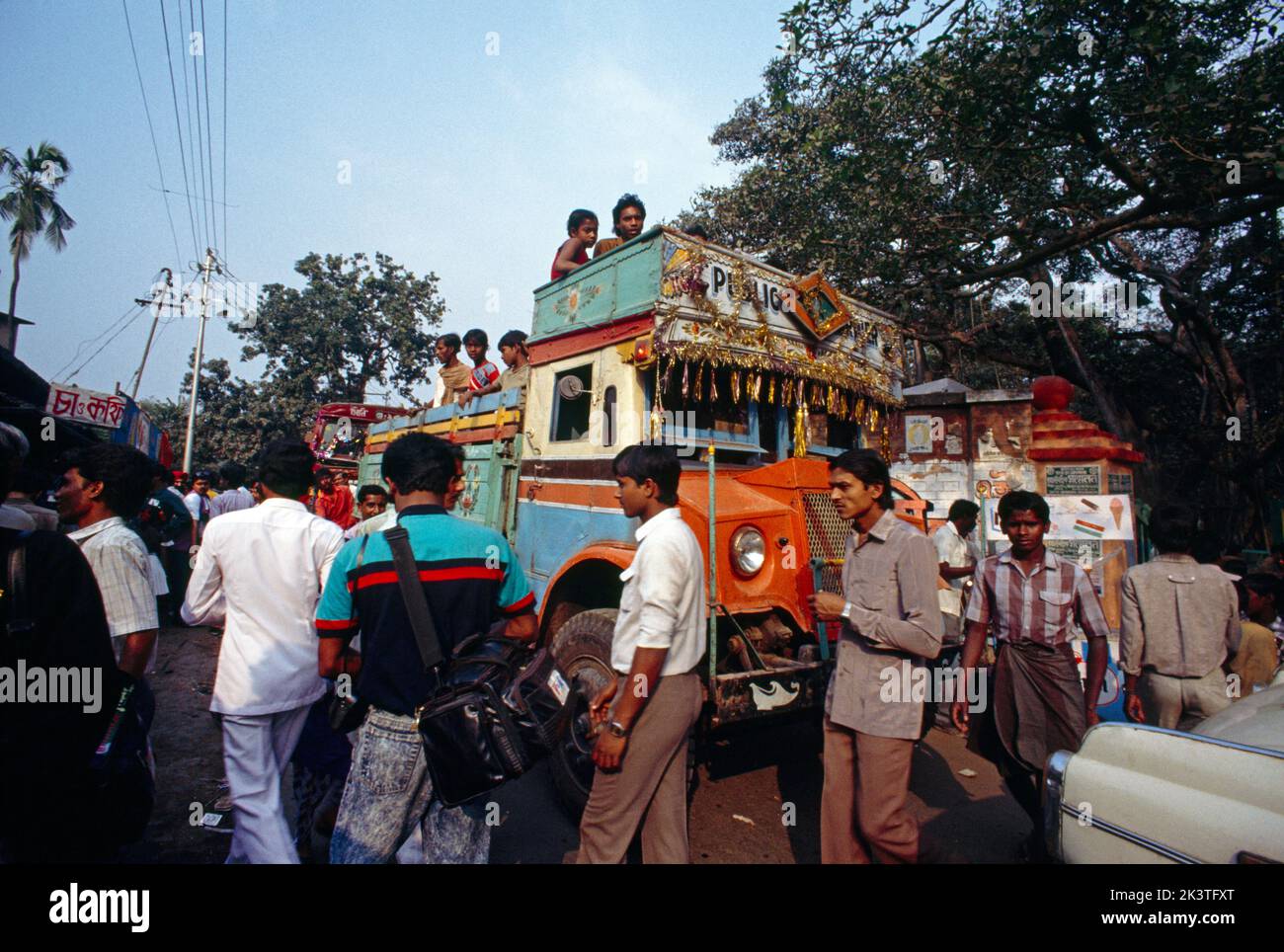 Kolkata India scena strada occupato Foto Stock