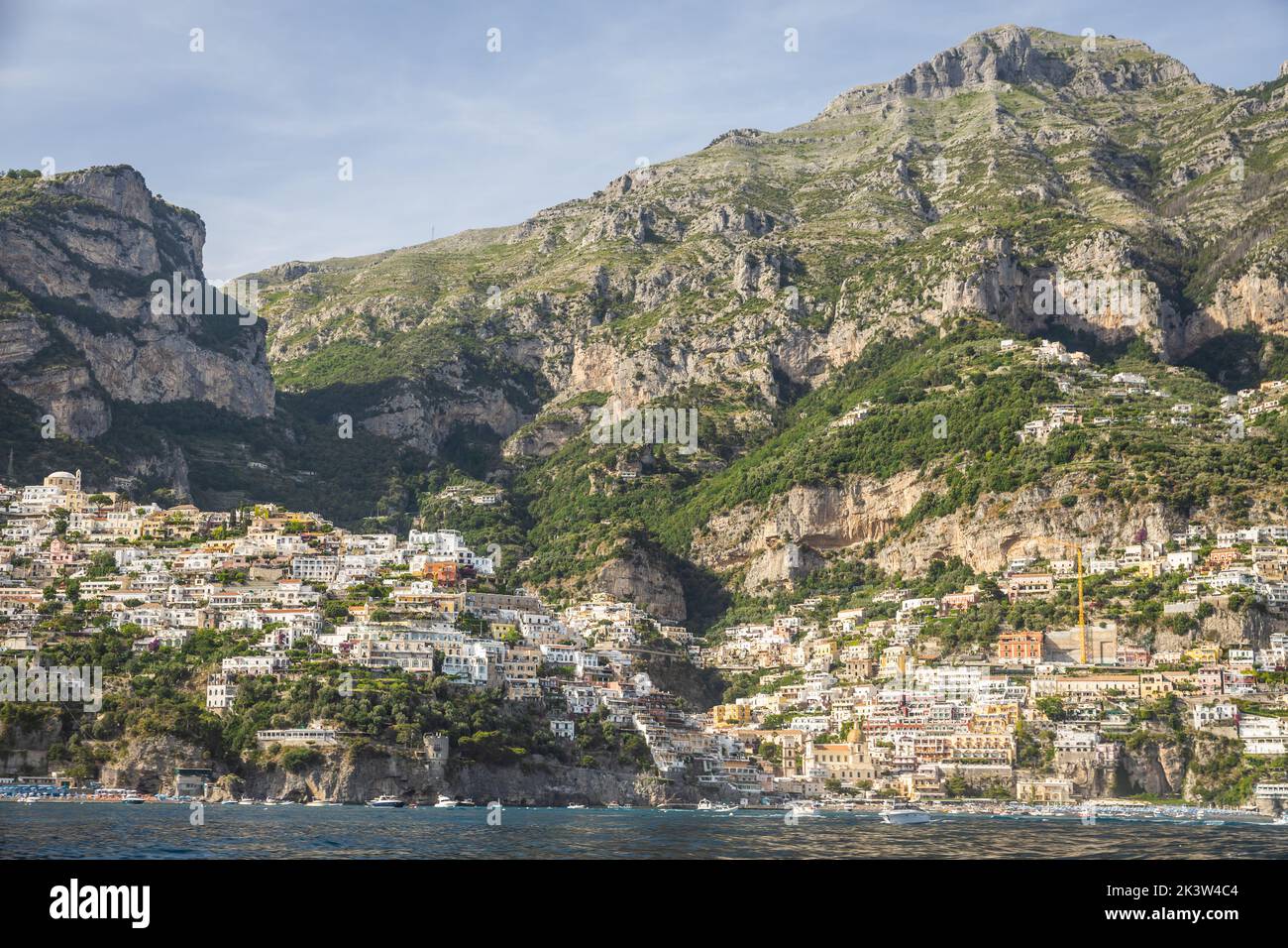 La bellissima e rurale cittadina di Positano, sulla Costiera Amalfitana, in Europa. Foto Stock